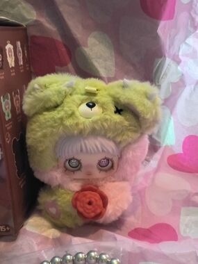 Maymei Lime Green and Pink Fivure with Rose Accent